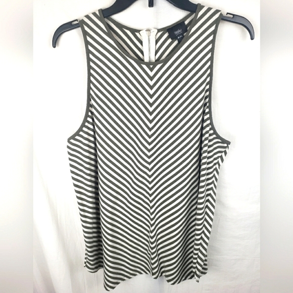 Mossimo Tops - Mossimo Green Striped Sleeveless Back Zip Shirt Sz XL